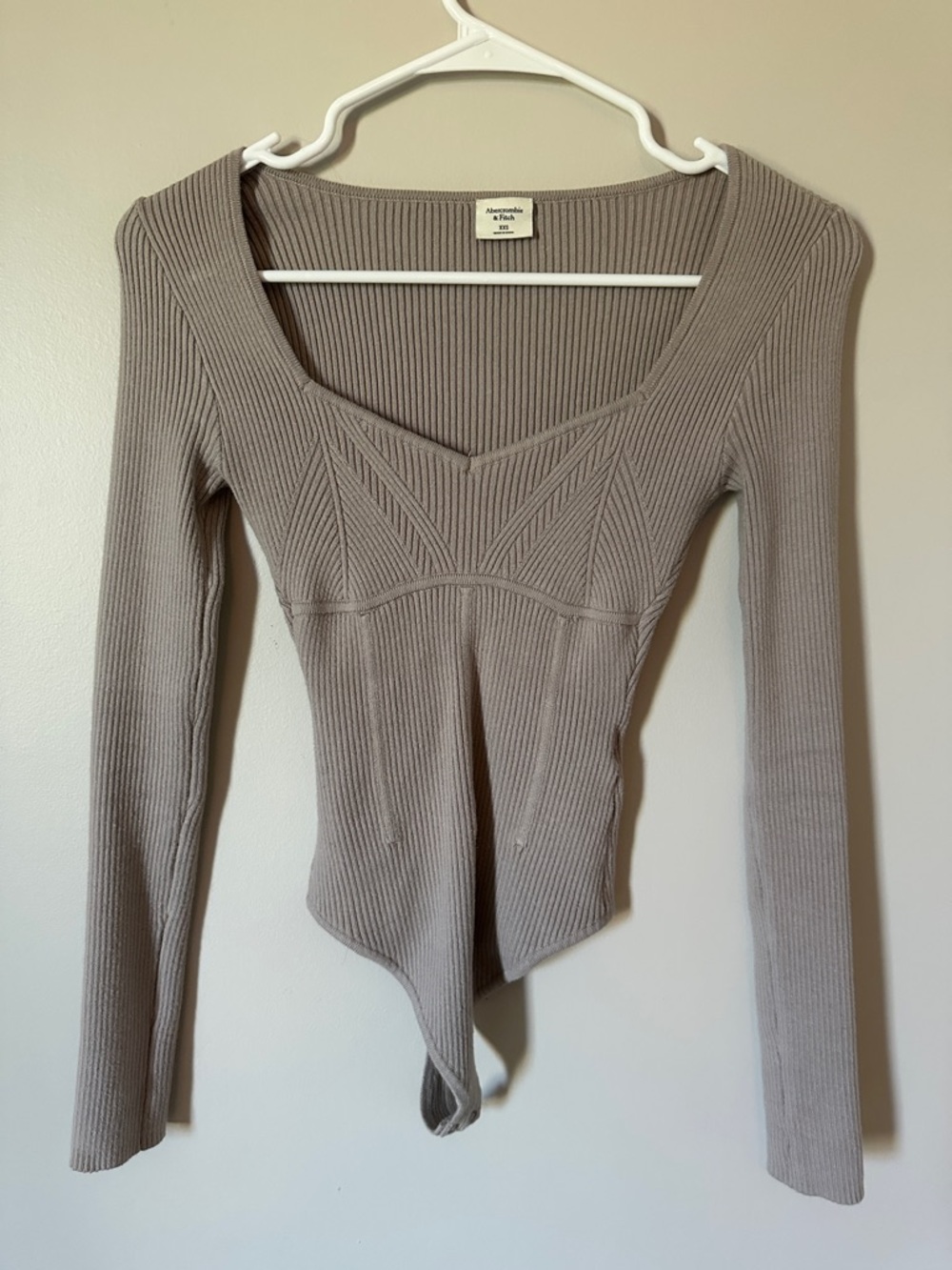 Abercrombie & Fitch Ribbed Long-Sleeve Bodysuit in Taupe